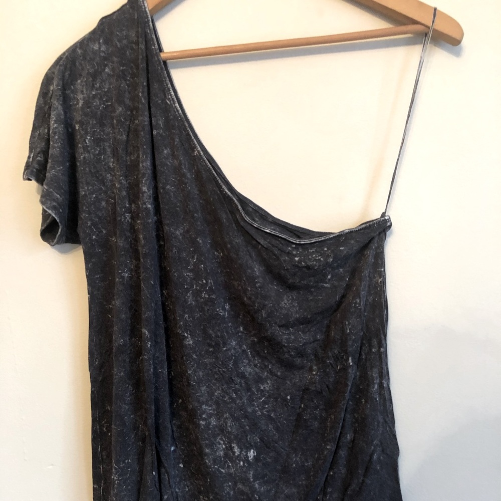 American Eagle Sexy Soft one shoulder tee SZ-L